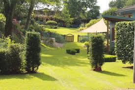 Lesen sie am blog und in meinen gartenbüchern über die herausforderung, den garten in all seinen facetten zu erobern und zu erforschen. Gartenblog Der Garten Blog Kostelgarten Leben Arbeiten Gartnern