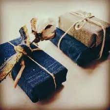 平安夜小朋友都喜歡掛聖誕襪在床前 等待聖誕老人的禮物 你又有咩想要既聖誕禮物 gift wrapping gifts napkin rings