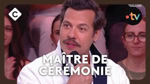 Laurent Lafitte remet le César du meilleur Français dans une actrice  étrangère.