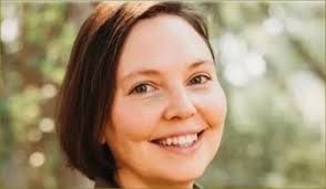 I am Nicole Frey': Residents turn out to support transparency advocate at  Medicine Hat city council, written by Eli J Ritter at Chat News (check it  out online). Several Medicine Hat residents