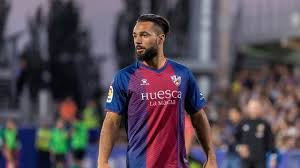 Szkoleniowiec marek papszun nie ukrywa, że chciałby pozyskać lewonożnego środkowego pko ekstraklasa. Transfery Rakow Czestochowa Pozyska Byla Gwiazde Rezerw Sevilli Skrzydlowy Ivi Lopez Moze Przyjsc Za Darmo Gol24