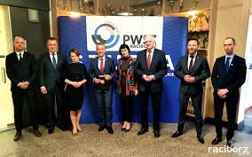 Jarosław gowin odwołany z rządu. Jaroslaw Gowin Odwiedzil Pwsz W Raciborzu Raciborski Portal Internetowy Raciborz Com Pl