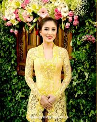 Tahukah Anda Bahwa Asal Kata Batik Berasal Dari Gabungan 2 Kata Bahasa Jawa Yaitu Amba Dan Nitik Amba A Pakaian Pesta Pakaian Pernikahan Kebaya Muslim