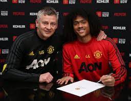 Discover everything you want to know about tahith chong: Man Utd Youngster Tahith Chong Signs Two Year Contract Extension To End Talk Of Transfer Exit