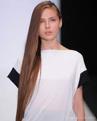 A short pixie cut with bangs for straight hair may feature lots of sliced layers that offer a cute texture whether styled with a product or without any. Hairstyle How To Side Swept Straight Long Hair