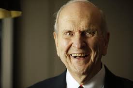 Kenneth Copeland mirip banget sama rasul beneran yang masih berbentuk  manusia, kira-kira siapa lagi ya yang bisa jadi rasul? : r/Berserk