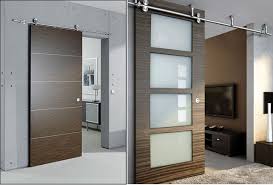 ديكورات ابواب خشبية بسكة روعة التصميم والأناقة Fikra Color