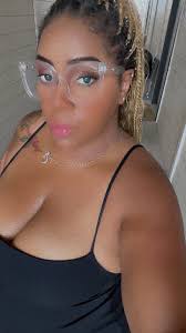 I just spent a couple of days down in Houston to avoid the snow in Dallas.  Are there resources to find out about singles activities in the Houston  area?