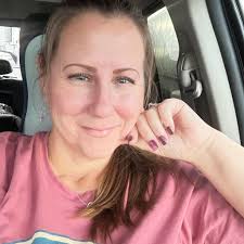 Time to clean my FB say Hi if you want to stay 🖤