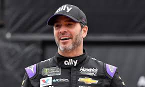 The average nascar salary is $53,000 annually. Nascar Jimmie Johnson Is Only Driver With At Least 10 Million Salary