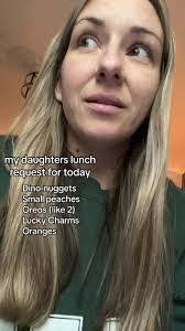 Alyssa Uriarte's Instagram, Twitter & Facebook