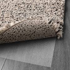Dichtgewobener teppich für drinnen und draußen, perfekt fürs flur. Vindum Rug High Pile White Ikea