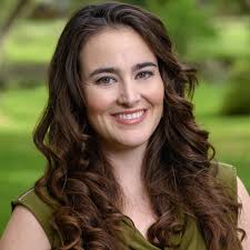 Stephanie Ladner's Instagram, Twitter & Facebook