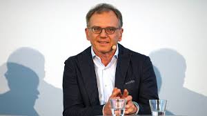 Mal wieder geht es um die freiheitliche. Orf Gegen Fpo Freiheit Der Presse Zufriedenstellend Medien Sz De