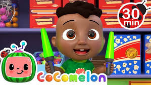 Red Light Green Light!🎵 Singalong with Cody! 🎵 CoComelon Kids Songs