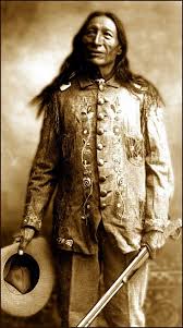Chief Iron Tail One Of The Most Famous Native Americans Of His Day And A Popular Subject For Professional Photograph Photo Indien Indien Amerique Amerindien