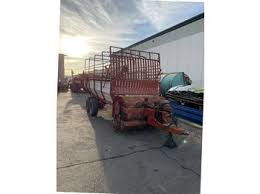 Bij ons kwamen van drie oude opraapwagens (miedema rotor plus ivm 7 messen) af en hebben geen 100pk+ trekker voor een grote opraapwagen (behalve case 5150 die op de kuil staat) Miedema Presto Opraapwagen Uit Nederland Kopen Bij Truck1 Id 2335857