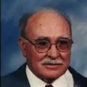 Arturo Abella's Instagram, Twitter & Facebook