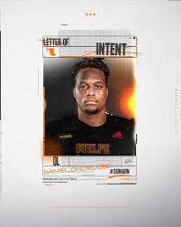 Don't forget to vote for you #sunalum for the @cjflfootball All Decade Team  at CJFL.org . Steven Shott 2008-2010, 2012 ✔️CJFL All Canadian