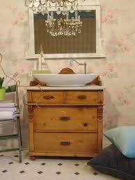 Badmobel Landhaus Laufen Sie Mit Diesem Waschtisch Im Landhausstil In Ihren Personlichen Heimathafen Ein Waschtisch Landhaus Waschtisch Lavabo Unterschrank