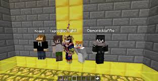 También añade backgrounds del escenario por cada anime y algunas animaciones como el titán colosal al fondo del escenario de la. My Hero Academia Plus Boku No Hero Academia Plus Minecraft Server