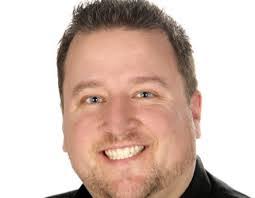 Darryl Junior's Instagram, Twitter & Facebook