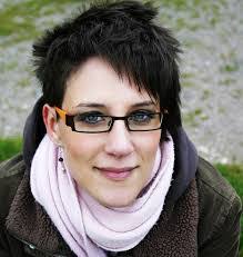 Stacey Sheppard's Instagram, Twitter & Facebook