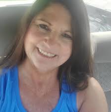 What local churches have contemporary praise and worship music?