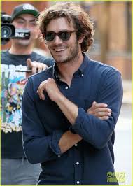 Actor adam brody spent his childhood and adolescence in san diego, california, where he lived with his parents and two younger brothers. Pin On Misc