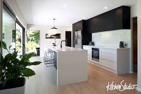 Are you debating between trendy or timeless kitchen designs? Kitchen Design Gallery Be Inspired By Kitchen Studio Kitchen Design Gallery Studio Kitchen Kitchen Design