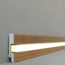 Licht Fussleisten Licht Sockelleisten Lubeck Echtholzfurnier 16 61 23l Nussbaum Lackiert Led Fussleisten Sockelleisten Fussleisten Led Leuchten