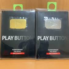 Youtube creator awards, commonly known as youtube play buttons or youtube plaques, are a series of awards from youtube that aim to recognize its most popular channels. Youtube Gold Silver Play Button Golden Award Plaque Paperweight Metal Twitch Ebay