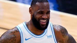 The los angeles lakers star tweeted a photo. National Fop Criticizes Lebron James Comments On Columbus Officer Who Killed 16 Year Old Wkrc