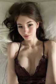 Cutie Kim - Free nude pics, galleries & more at Babepedia