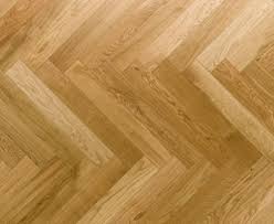 Tous les produits vendus par leroy merlin et par les marchands sont garantis deux ans à compter de la date d'achat. Parquet Chene Blond Vitrifie Baton Rompu La Parqueterie By Alsapan Leroy Merlin
