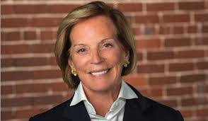 Barbara Hostetter's Instagram, Twitter & Facebook