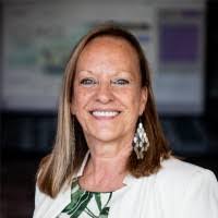 Fran Salter's Instagram, Twitter & Facebook