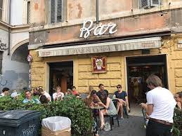 The san bar forms part of the restaurant and is the perfect spot in sandton for informal meetings, quality time spent with friends, or simply some relaxing after a day of activity and exploration. Bar San Calisto Rom Trastevere Restaurant Bewertungen Telefonnummer Fotos Tripadvisor