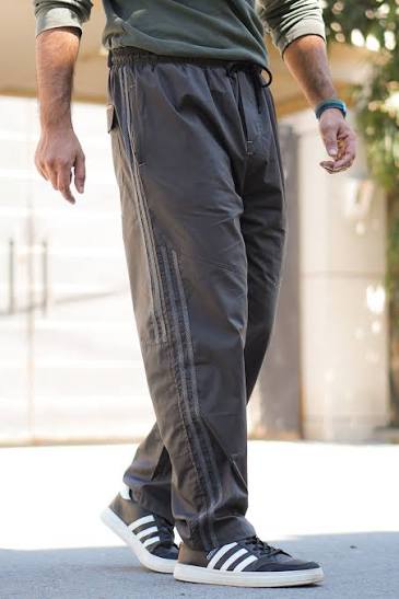 Relaxed Fit Jeans