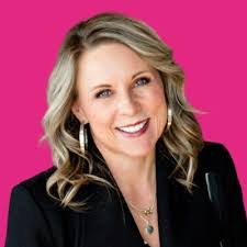 Julie Swift's Instagram, Twitter & Facebook