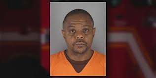 Minneapolis firefighters defend themselves from attacker after woman seeks  refuge