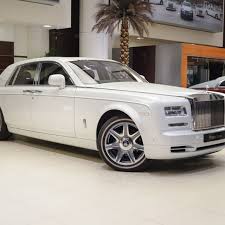 Rolls Royce Phantom In Andalusian White With Twin Coachline Colour In Dark Spice Interior In Moccasi Rolls Royce Phantom White Rolls Royce Rolls Royce Phantom