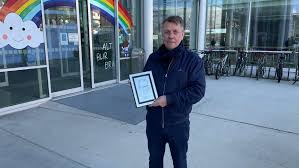 He is also witty, owns the gift for gab. Arets Nikken Pris Gar Til Gunnar Wilhelmsen Norges Fotballforbund