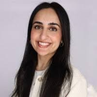 Karen Kaur's Instagram, Twitter & Facebook