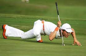 Born 7 january 1982) is a colombian professional golfer who plays on the pga tour. Camilo Villegas Spider Man Pose For Reading Greens