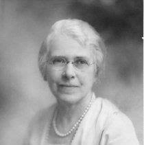 Promoting Peace: One Hundred Years of the Bahá'í Faith in Santa Paula,  California 1914-2014 A History