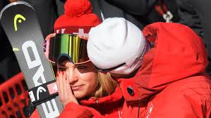 Run training giant slalom after my injury. Lara Gut Behrami Fehlt Ehemann Valon Im Weltcup Schweizer Illustrierte