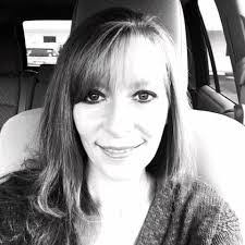 Jennifer Dabbs's Instagram, Twitter & Facebook