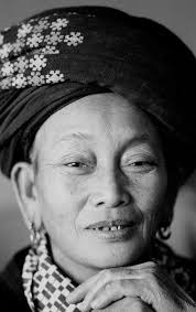 Celebrating Dr. Saechao, first Mien medical doctor in US