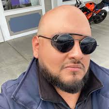 Are there any alumni from the class of 2006 at North Hollywood High School?